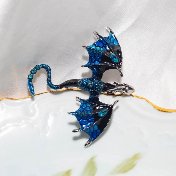✨Betsey Johnson Draco Blue Dragon Brooch - Picture 2 of 6